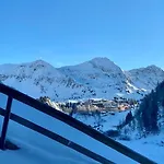 Alps -top 11 By Kamper Daire *